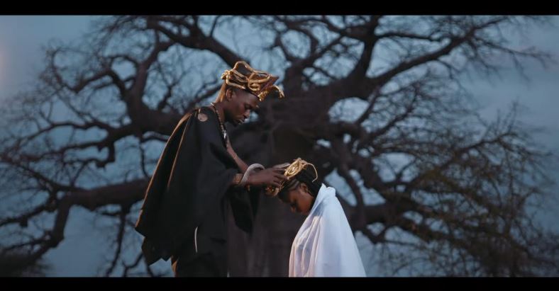 VIDEO Pipijojo – Chakacha